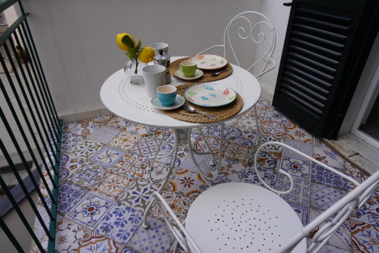 Casa Irene Apartment ปิอาโนดิซอร์เรนโต ภายนอก รูปภาพ